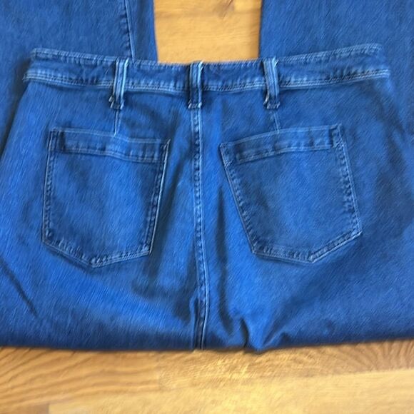 GAP Denim ‘70s Flare Jeans. Size 18/34R - Picture 5 of 5